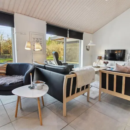 Holiday home Solvejg - 30km From The Sea By Interhome Toftlund